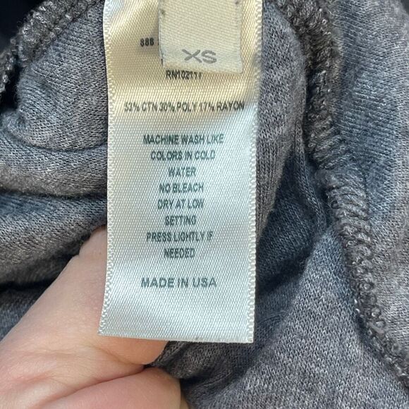 North Star Base Gray Beige Hi-Low Hem Long Sleeve V-Neck T-Shirt Bundle of 2 XS - Picture 8 of 13